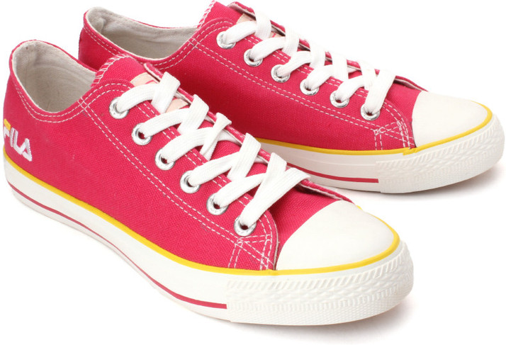 fila canvas trainers