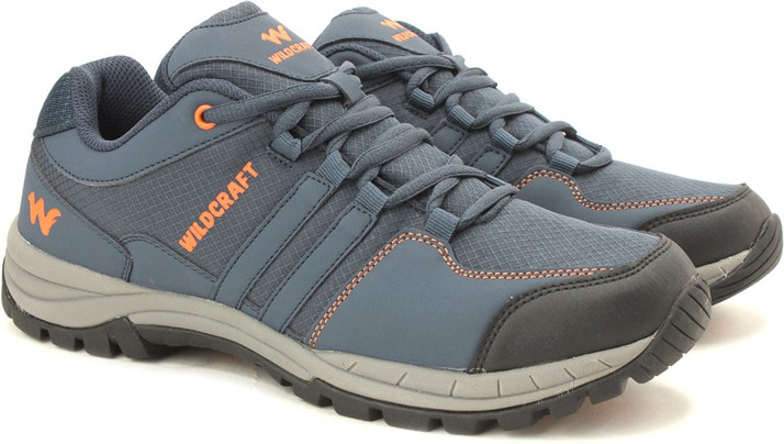 trekking shoes flipkart