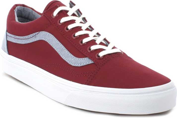 Gym forbrug Gennemsigtig VANS Old Skool Sneakers For Men - Buy (T&C) Biking Red, C Color VANS Old  Skool Sneakers For Men Online at Best Price - Shop Online for Footwears in  India | Flipkart.com