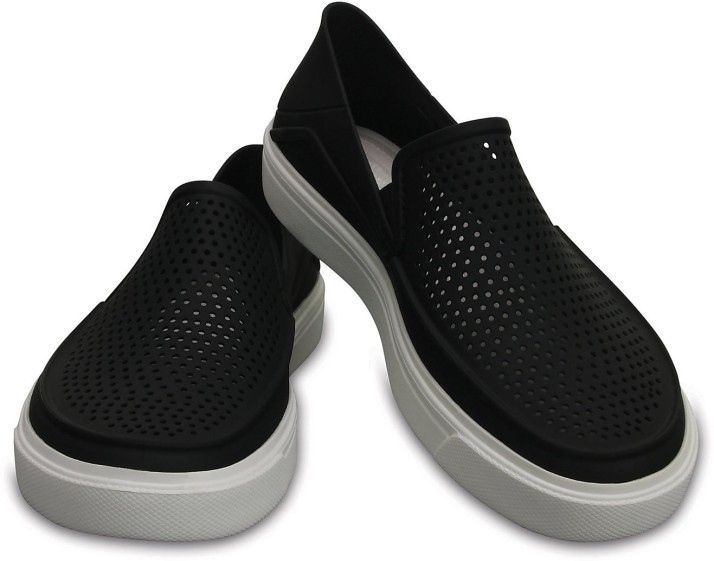 crocs sneakers black