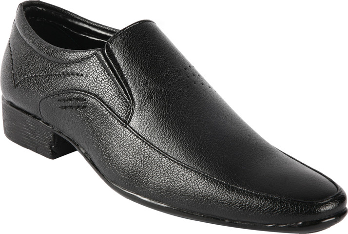 bacca bucci sandals flipkart