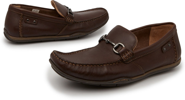 clarks loafers flipkart