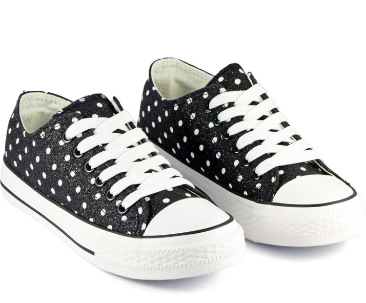 womens black canvas pumps