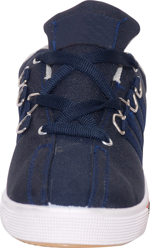 wrangler shoes flipkart