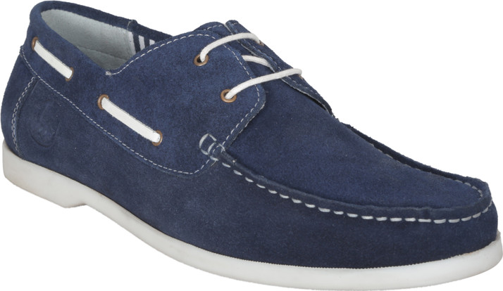 cushioned boat shoes