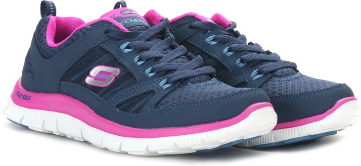 skechers sports shoes flipkart