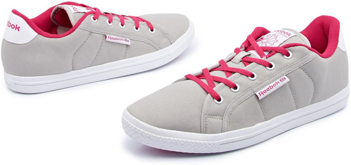 flipkart reebok canvas shoes
