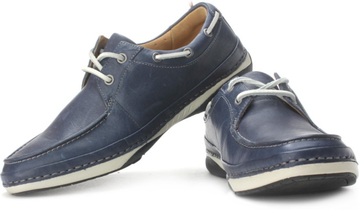 clarks deck shoes