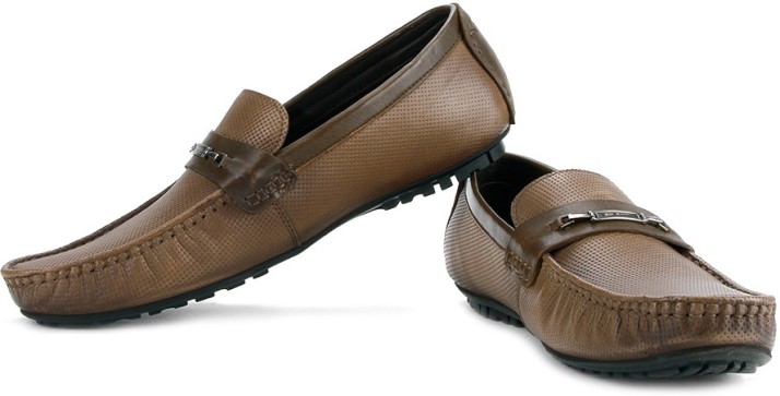 lee cooper loafers flipkart