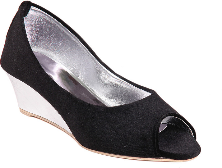 black bellies with heels