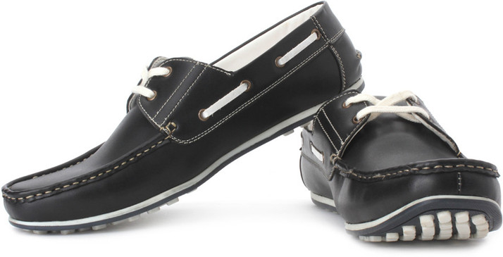 boat shoes flipkart