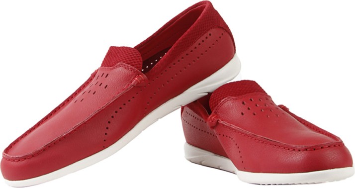 crocs chili pepper