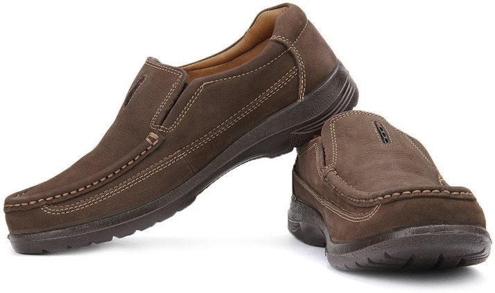 bata brown leather casual shoes