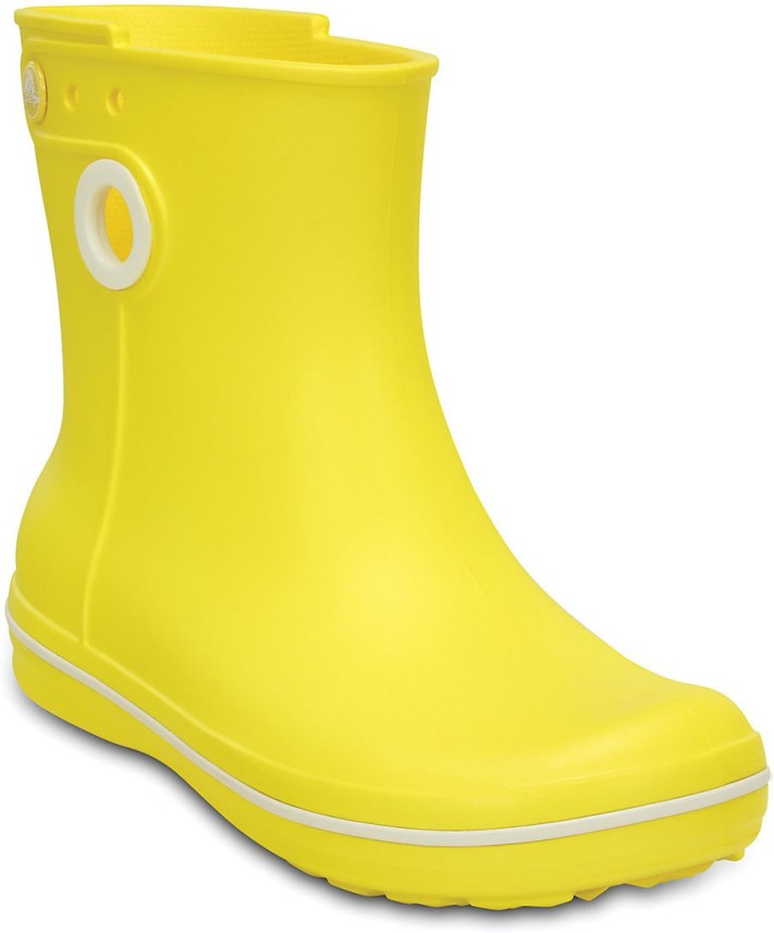 crocs jaunt shorty boot yellow