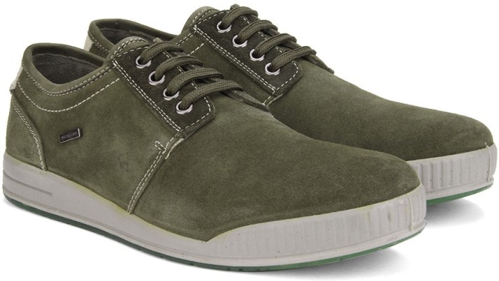 woodland men's leather sneakers flipkart