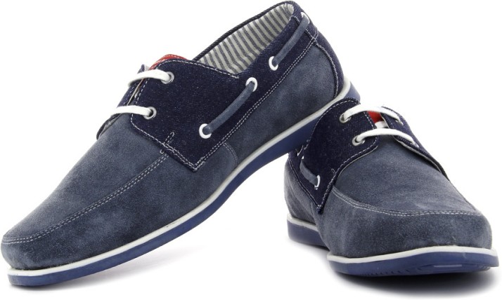 boat shoes flipkart