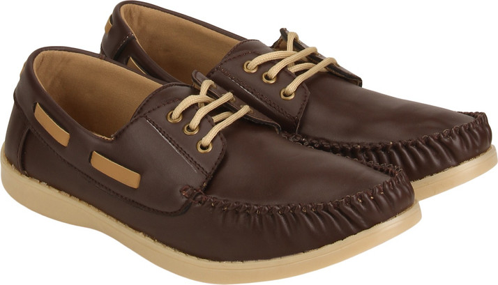 boat shoes flipkart