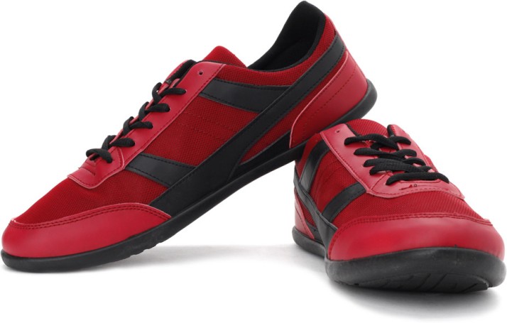 adidas wings shoes flipkart