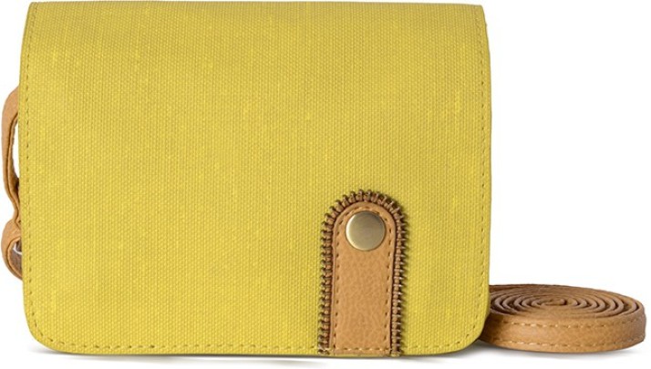 baggit yellow wallet