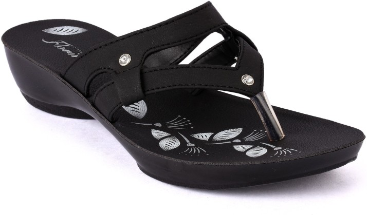 action sandals flipkart