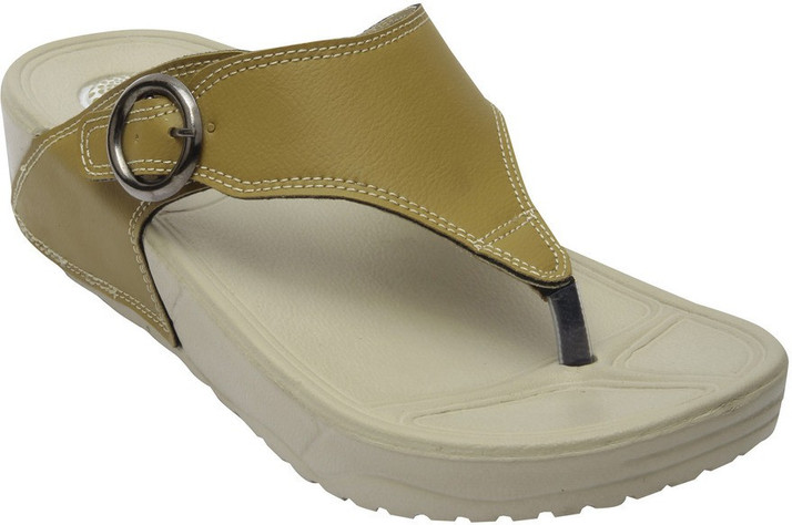 aqualite leads sandals price