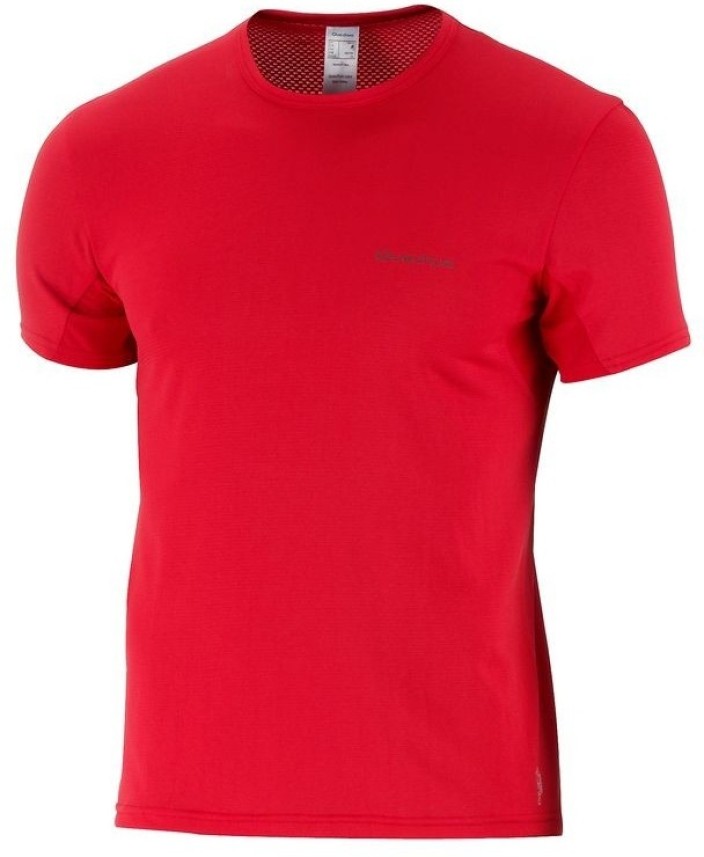 decathlon red t shirt