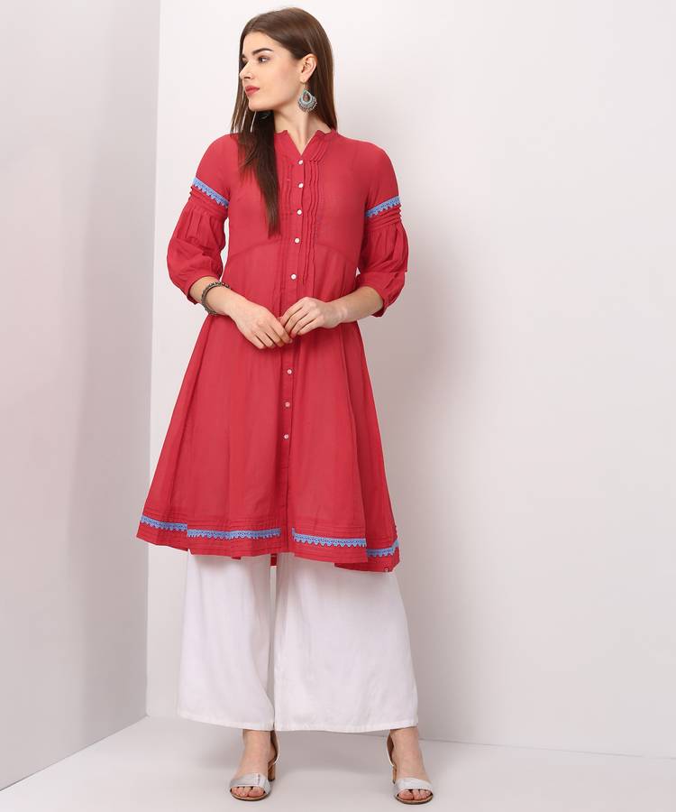 Women Solid Cotton Blend Frontslit Kurta
