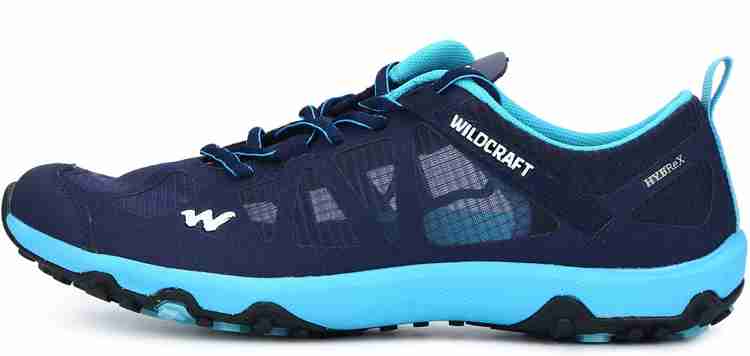 wildcraft trekking shoes waterproof
