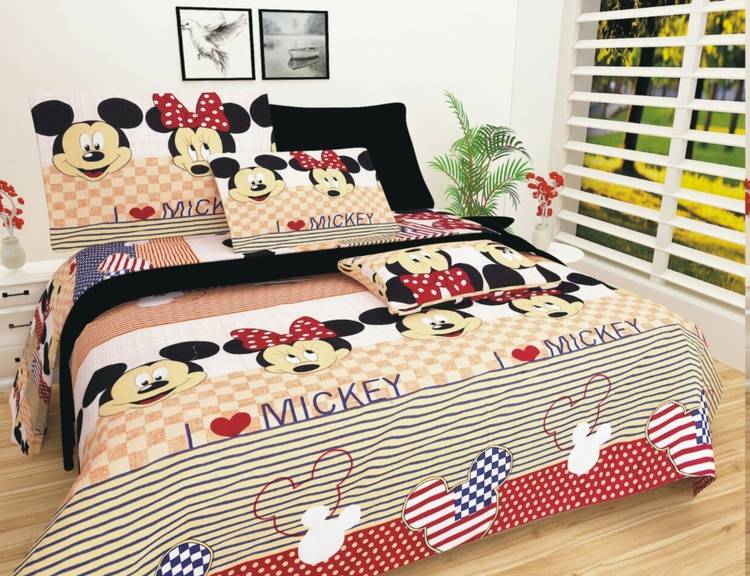 CHHAVI INDIA 120 TC Microfiber Double King Cartoon Bedsheet
