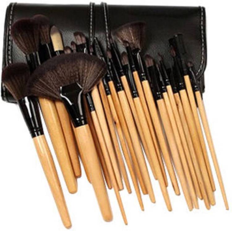 SKIN PLUS Make up Brushes,Wooden Handle Brush Set, With Black Pouch Price in India
