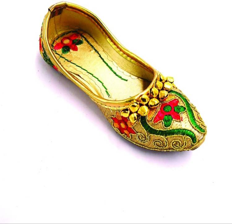 Slip on Mojaris For Girls