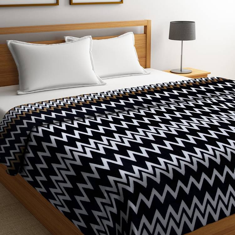 PORTICO NEW YORK Solid Double Coral Blanket