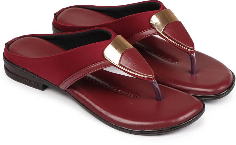 Women Maroon Flats Sandal Price in India