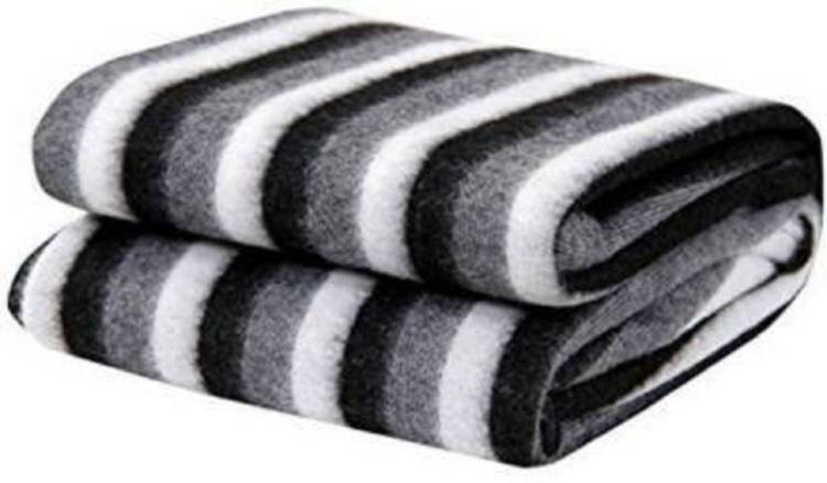 PALSAAI Striped Single Fleece Blanket