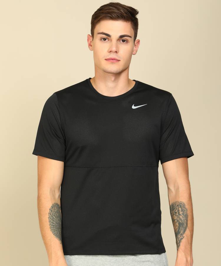 Self Design Men Round Neck Black T-Shirt Price in India