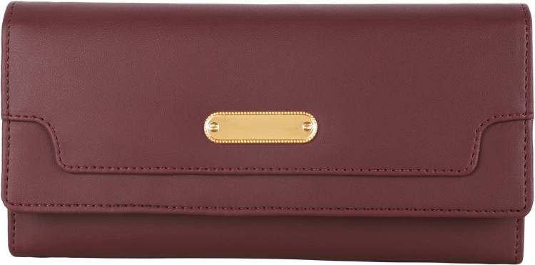 Casual, Sports, Formal, Sports Maroon  Clutch Price in India