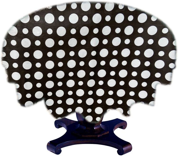 JM Homefurnishings Polka 4 Seater Table Cover