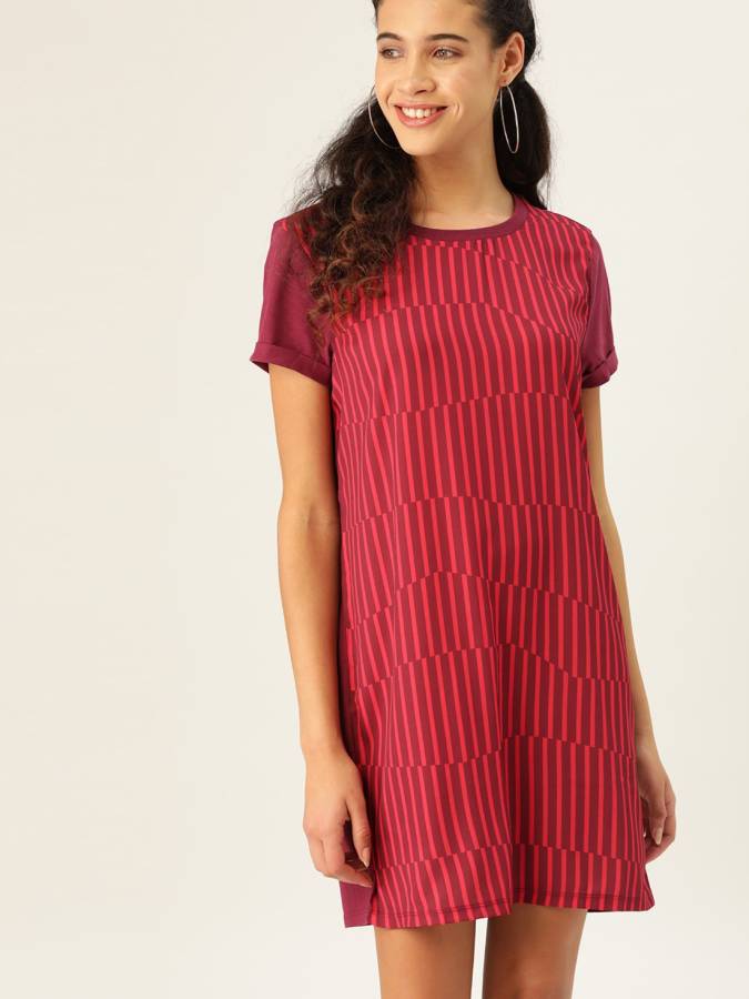 Women T Shirt Maroon Dress Price in India