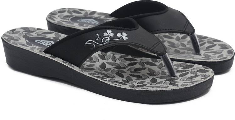 Women Black, Black Flats Sandal Price in India