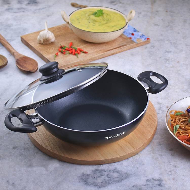 WONDERCHEF Ultra Non-Stick Wok-24cm Wok with Lid 2.7 L capacity 24 cm diameter