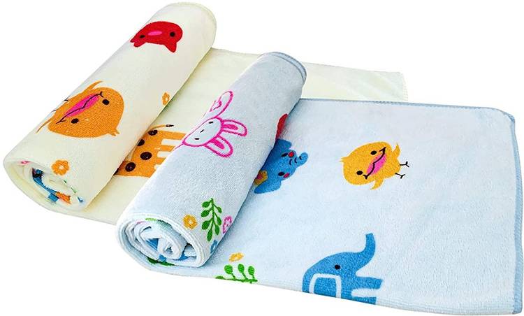 The Little Lookers Cotton 350 GSM Bath Towel