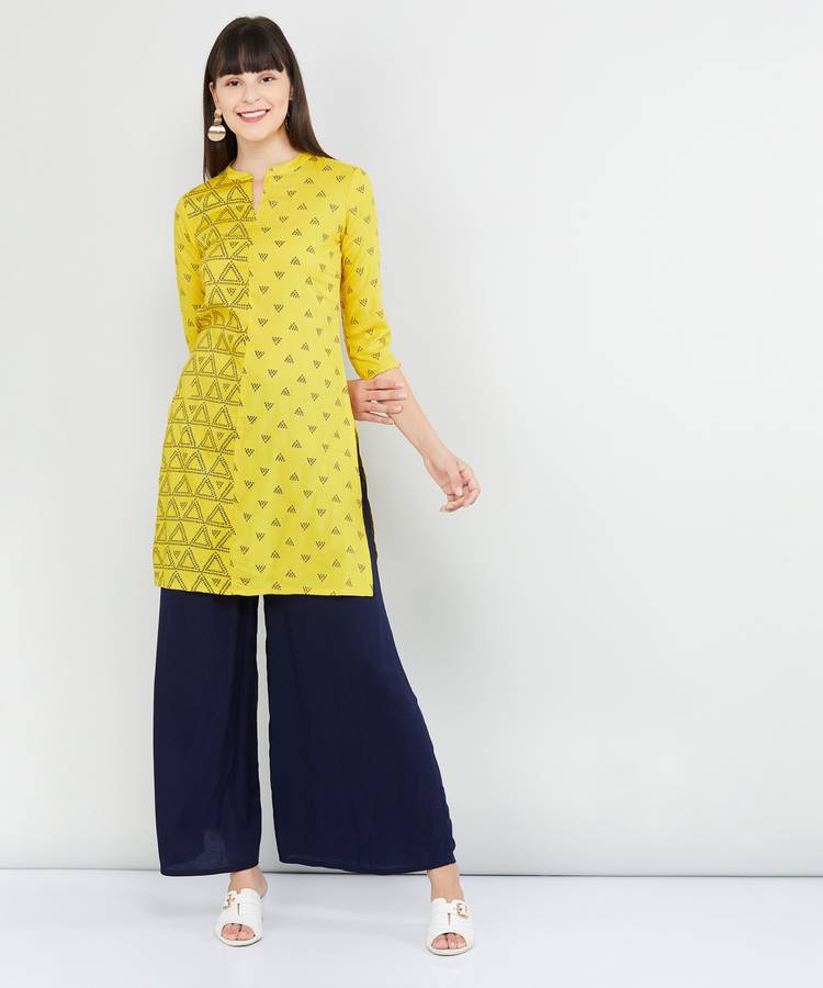 Women Embroidered, Embellished Rayon Straight Kurta