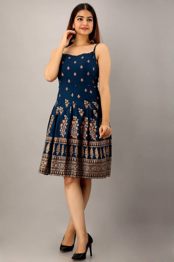 Women Pleated Blue Dress