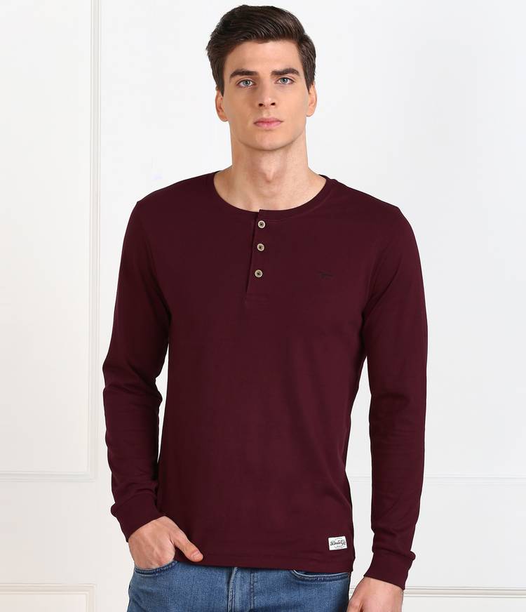 Solid Men Henley Neck Maroon T-Shirt