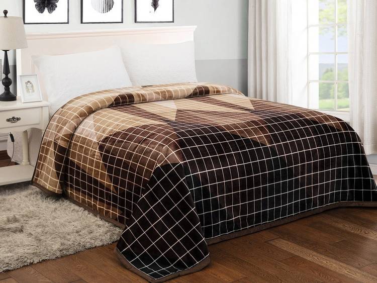 Signature Checkered Single AC Blanket