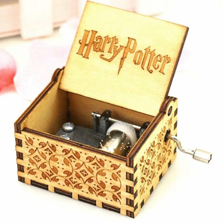 EITHEO Wooden Hand Cranked Collectable Engraved Music Box (Harry Potter)