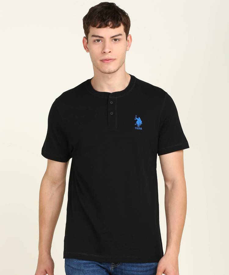 Solid Men Henley Neck Black T-Shirt