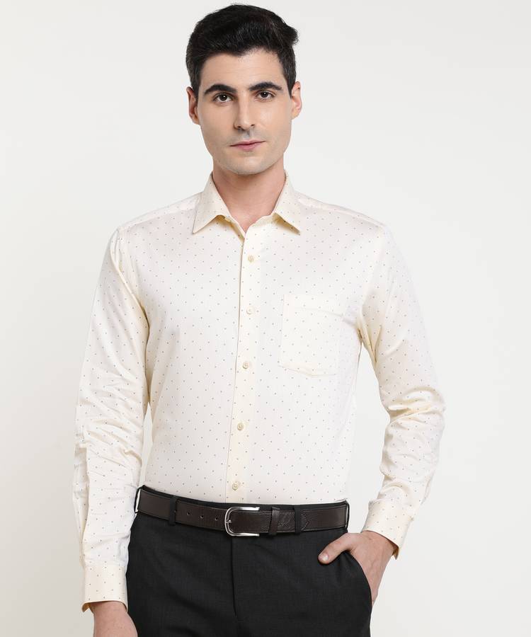 Men Slim Fit Self Design, Printed Cut Away Collar Formal Shirt