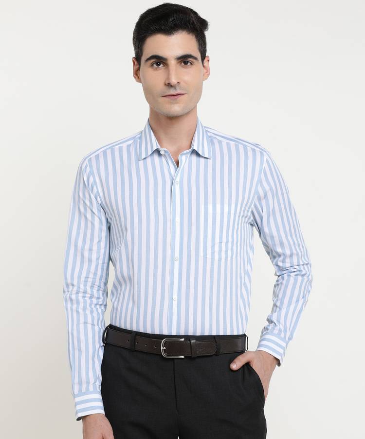 Men Regular Fit Striped Cut Away Collar Formal Shirt