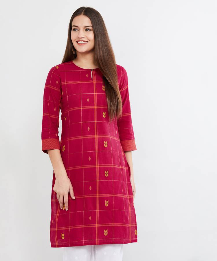 Women Printed, Checkered Cotton Blend Straight Kurta